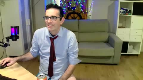 Snapshot of kalem48 chatting on 26, 12, 2024 MusicMen49 online show from 26, 12, 2024