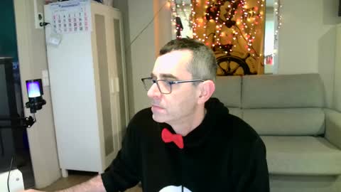 Snapshot of kalem48 chatting on 4, 1, 2025 MusicMen49 online show from 4, 1, 2025