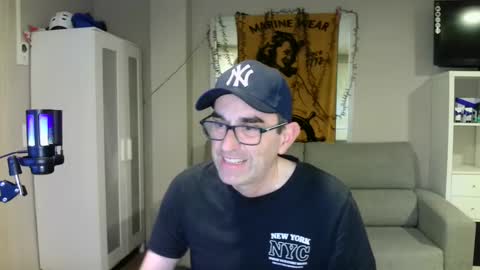 Snapshot of kalem48 chatting on 24, 1, 2025 MusicMen49 online show from 24, 1, 2025