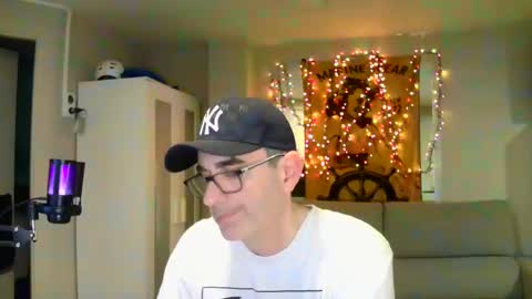 Snapshot of kalem48 chatting on 16, 2, 2025 MusicMen49 online show from 16, 2, 2025