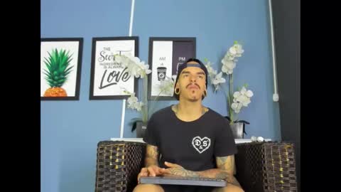 Snapshot of kaletattoos chatting on 14, 9, 2025 Kale online show from 14, 9, 2025