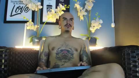 Snapshot of kaletattoos chatting on 15, 9, 2025 Kale online show from 15, 9, 2025