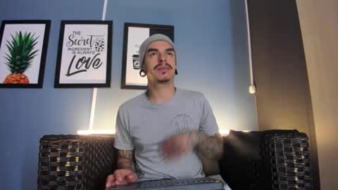 Snapshot of kaletattoos chatting on 18, 9, 2025 Kale online show from 18, 9, 2025