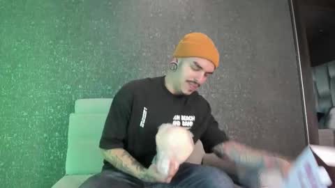 Snapshot of kaletattoos chatting on 19, 9, 2025 Kale online show from 19, 9, 2025