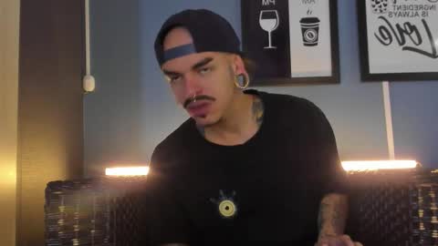 Snapshot of kaletattoos chatting on 10, 10, 2025 Kale online show from 10, 10, 2025