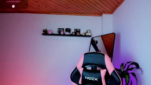 Kali Ka Please help me with your thumbs up its important   dont forget my birthday on October 26 online show from 20, 5, 2026