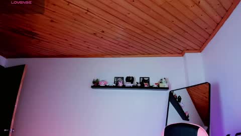 Kali Ka Please help me with your thumbs up its important   dont forget my birthday on October 26 online show from 24, 5, 2026