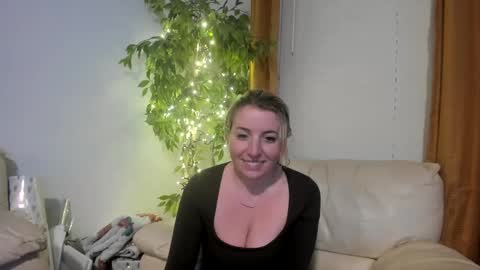 Snapshot of kaliii_jones chatting on 7, 2, 2025 Kaliii jones online show from 7, 2, 2025