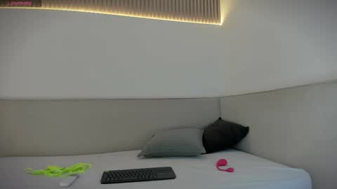 Carolina   online show from 17, 3, 2026