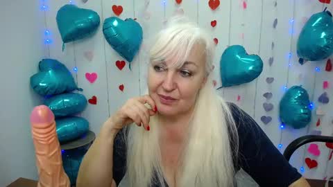 Snapshot of kamaliasim chatting on 9, 2, 2025 KamaliaSim online show from 9, 2, 2025