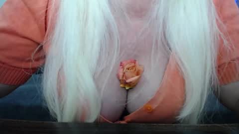 Snapshot of kamaliasim chatting on 16, 2, 2025 KamaliaSim online show from 16, 2, 2025