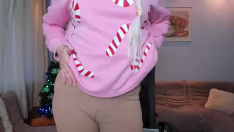 Camila online show from 17, 12, 2025