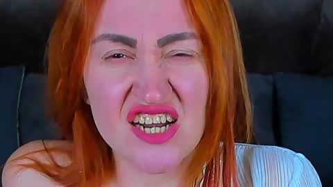 Snapshot of kamilahot25 chatting on 6, 10, 2025 kamilahot25 online show from 6, 10, 2025