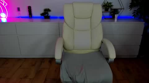 Snapshot of kamilahot25 chatting on 18, 10, 2025 kamilahot25 online show from 18, 10, 2025