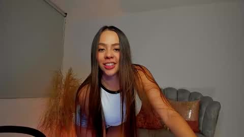 Kamila Monroe online show from 5, 2, 2026