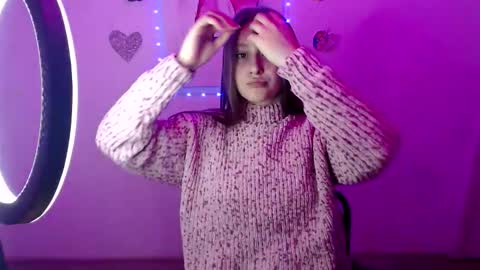 Snapshot of kamilla_love_ chatting on 26, 9, 2025 kamilla_love_ online show from 26, 9, 2025