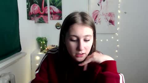 Snapshot of kamilla_love_ chatting on 8, 10, 2025 kamilla_love_ online show from 8, 10, 2025
