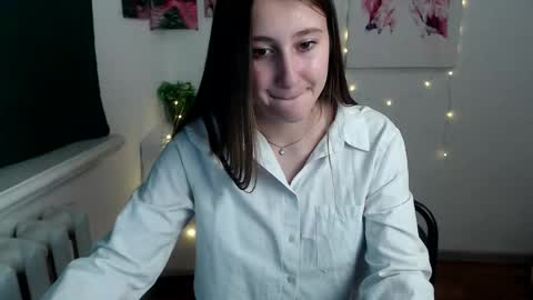 Snapshot of kamilla_love_ chatting on 26, 10, 2025 kamilla_love_ online show from 26, 10, 2025