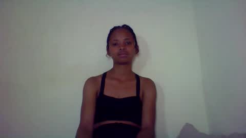 Snapshot of kamillah69 chatting on 16, 11, 2025 kamillah69 online show from 16, 11, 2025