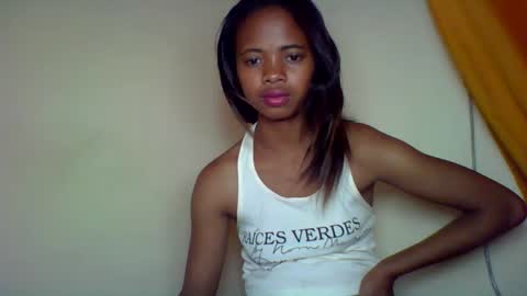 Snapshot of kamillah69 chatting on 21, 11, 2025 kamillah69 online show from 21, 11, 2025