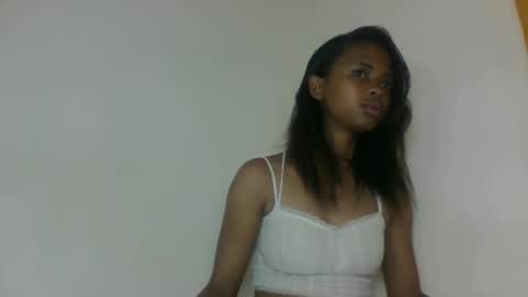 Snapshot of kamillah69 chatting on 24, 11, 2025 kamillah69 online show from 24, 11, 2025