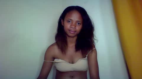 Snapshot of kamillah69 chatting on 26, 11, 2025 kamillah69 online show from 26, 11, 2025