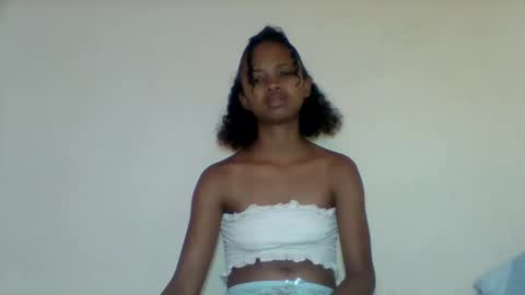 Snapshot of kamillah69 chatting on 7, 1, 2026 kamillah69 online show from 7, 1, 2026