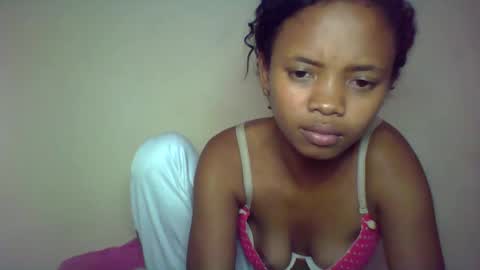 Snapshot of kamillah69 chatting on 15, 2, 2026 kamillah69 online show from 15, 2, 2026