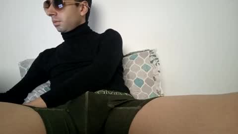 kamilo24 online show from 1, 1, 2025