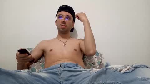 kamilo24 online show from 3, 1, 2025