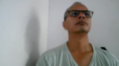 Snapshot of kamilo69_ chatting on 23, 6, 2026 Kamilo online show from 23, 6, 2026