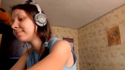 Mari  Simmons online show from 17, 9, 2025