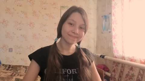 Mari  Simmons online show from 15, 10, 2025