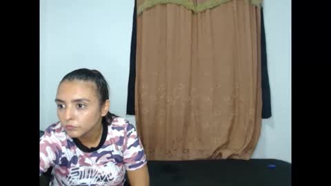 kammy   y   camila online show from 21, 4, 2026