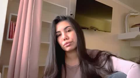 Snapshot of kandisdiperna chatting on 21, 10, 2025 Karina online show from 21, 10, 2025