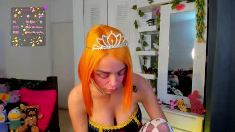 Snapshot of kandygirl_023 chatting on 25, 4, 2026 hello Im Danni online show from 25, 4, 2026