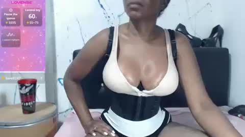 Paola online show from 15, 4, 2026