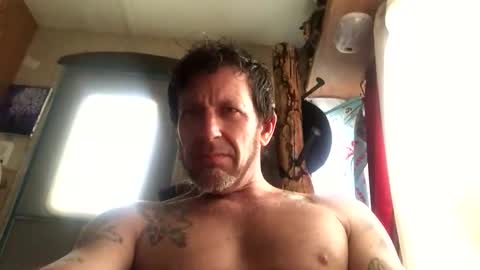 Snapshot of kaneisyours2420 chatting on 7, 6, 2026 Tucker online show from 7, 6, 2026