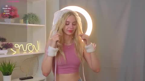 Alice online show from 14, 10, 2025