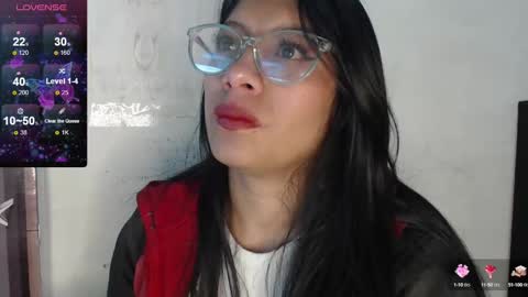 Snapshot of kanroji_mitsuri_11 chatting on 5, 1, 2025 Sanctuary online show from 5, 1, 2025