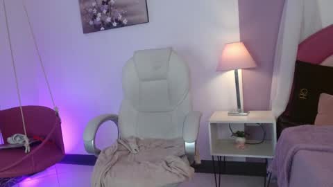 kaoryy_1 online show from 13, 5, 2026