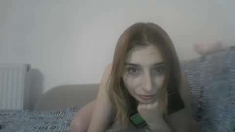 Snapshot of kar_sweet chatting on 7, 11, 2025 kar_sweet online show from 7, 11, 2025