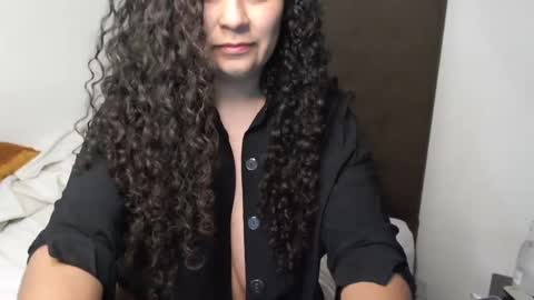 Snapshot of kara__gower chatting on 6, 2, 2025 kara online show from 6, 2, 2025