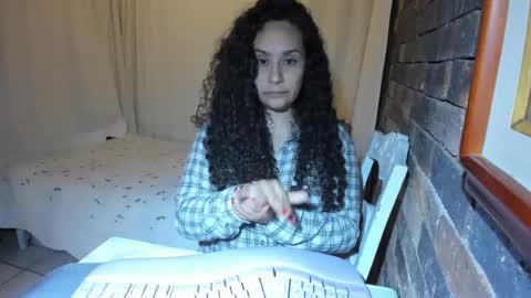 Snapshot of kara__gower chatting on 14, 2, 2025 kara online show from 14, 2, 2025