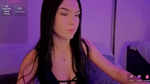 Snapshot of kara_life chatting on 18, 11, 2025 kara_life online show from 18, 11, 2025