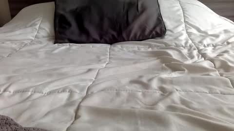 Snapshot of kara_ross chatting on 1, 3, 2026 KARA online show from 1, 3, 2026