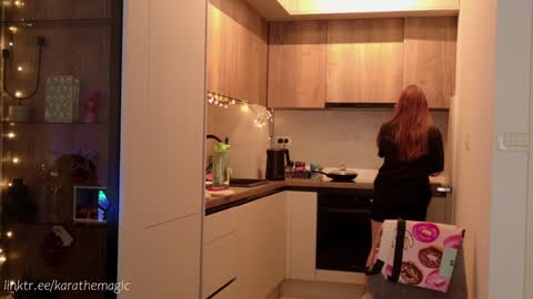Snapshot of karathemagic chatting on 29, 1, 2025 I am here around 5am GMT karathemagic online show from 29, 1, 2025