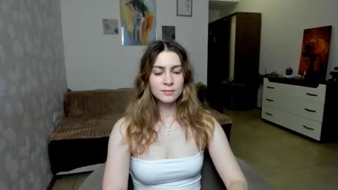 Snapshot of karawill chatting on 23, 10, 2025 KaraWill online show from 23, 10, 2025