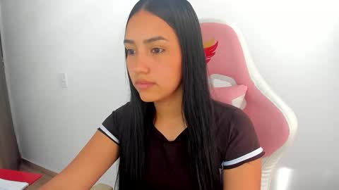 karely_sweet_ online show from 12, 5, 2026