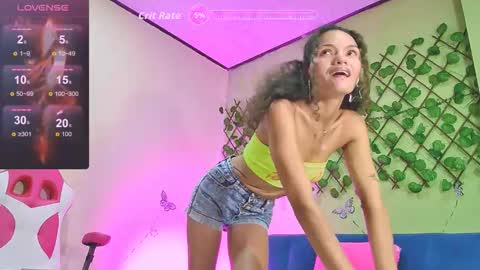 Snapshot of karen_ariass chatting on 25, 9, 2025 Karen online show from 25, 9, 2025